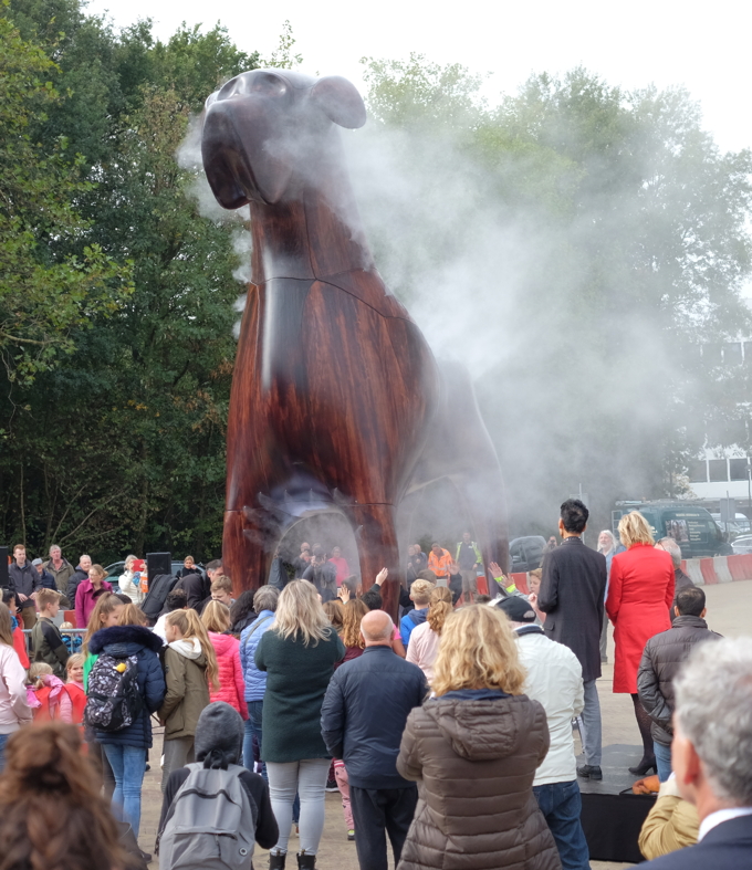 Mannes is dik tevreden!