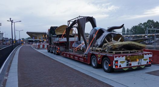 Mannes komt aan in Assen